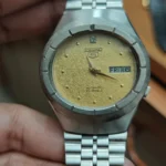 vintage unique Seiko golden dial