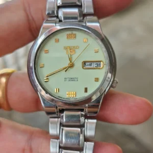Seiko 5 automatic lume dial