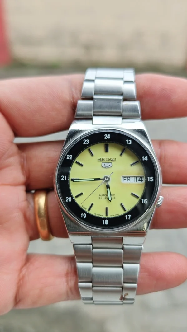 Vintage Seiko 5 automatic Japan
