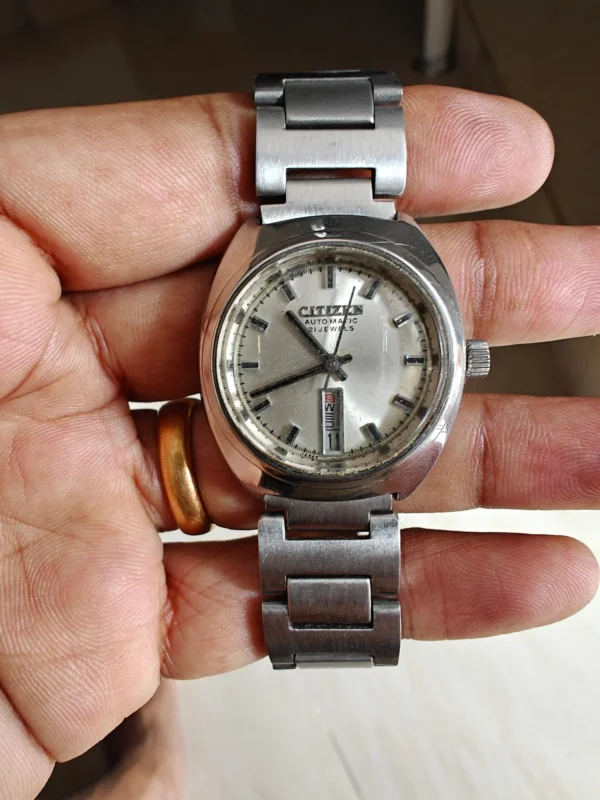Vintage unique Citizen automatic watch