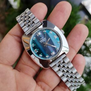 Vintage Waltham Hand winding Watch