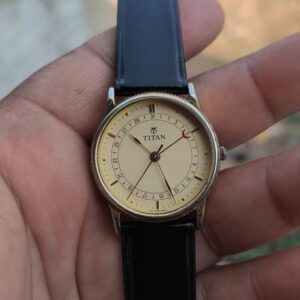 vintage titan 4hands quartz watch