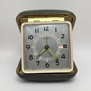 Vintage seiko travelling table alarm winding clock