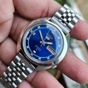 RARE VINTAGE SEIKO AUTOMATIC 7019-7200 BLUE DIAL