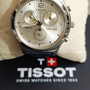 Tissot Quartz chronograph sunburst silver