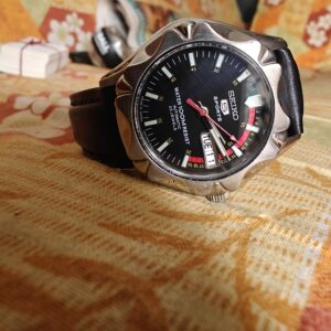 SEIKO 5 SPORTS 23 JEWELS AUTOMATIC – MADE IN JAPAN