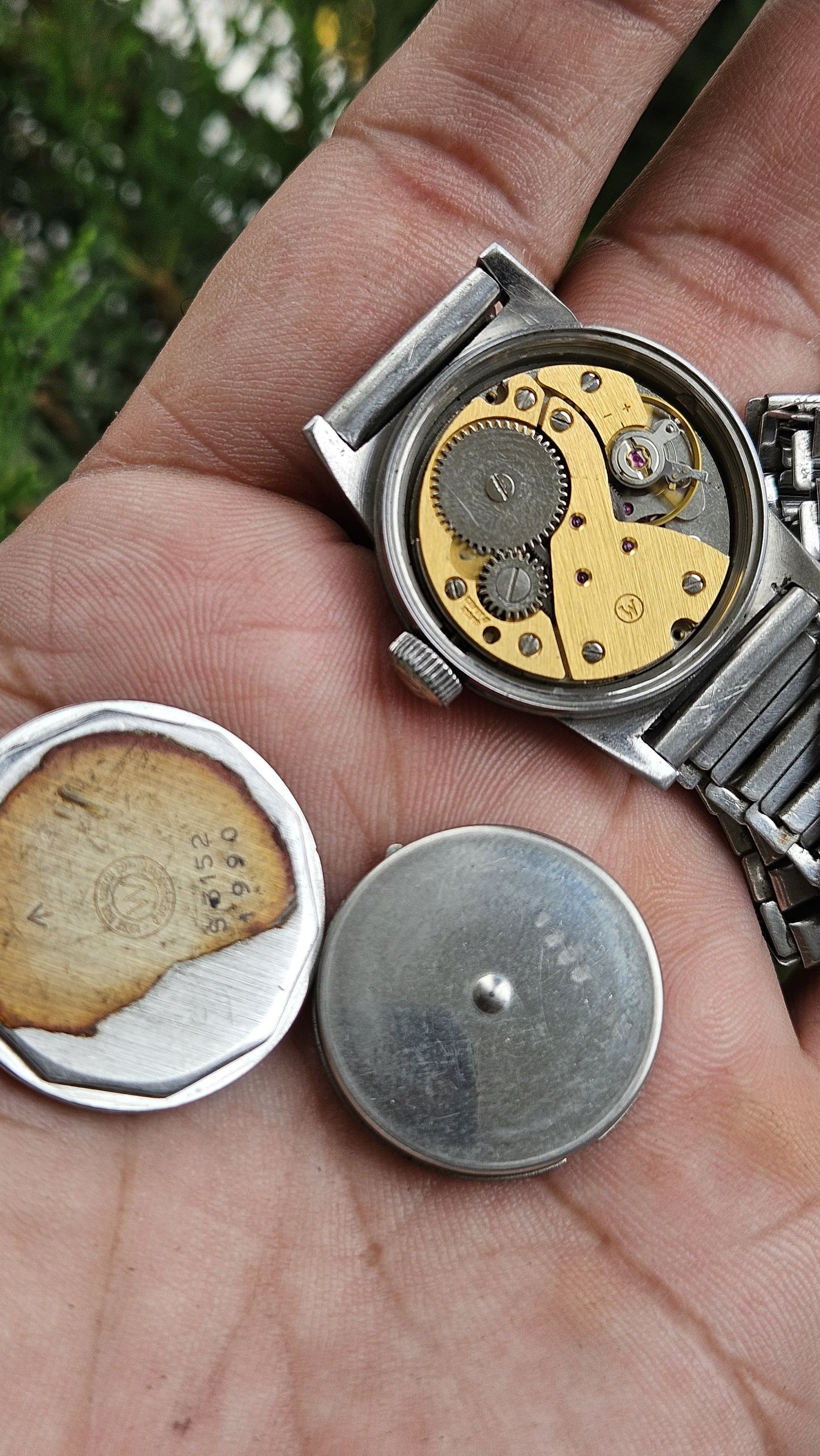 Vintage West End Sowar Hand-Winding Watch - Image 5