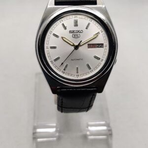 Vintage Seiko 5 automatic day-date, cal 7009